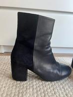 Selected femme enkellaarzen 40 donkerblauw, Kleding | Dames, Schoenen, Blauw, Selected Femme, Ophalen of Verzenden, Zo goed als nieuw