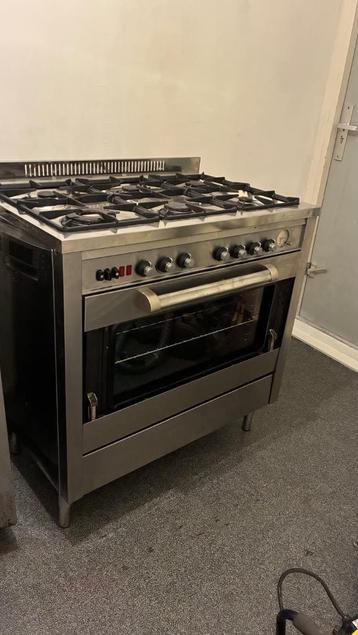 fornuis beschikbaar voor biedingen