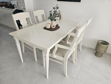 MOET NU WEG!! eettafel, stoelen + salontafel beschikbaar voor biedingen