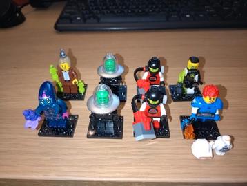 Lego Collectibles Minifigures space beschikbaar voor biedingen