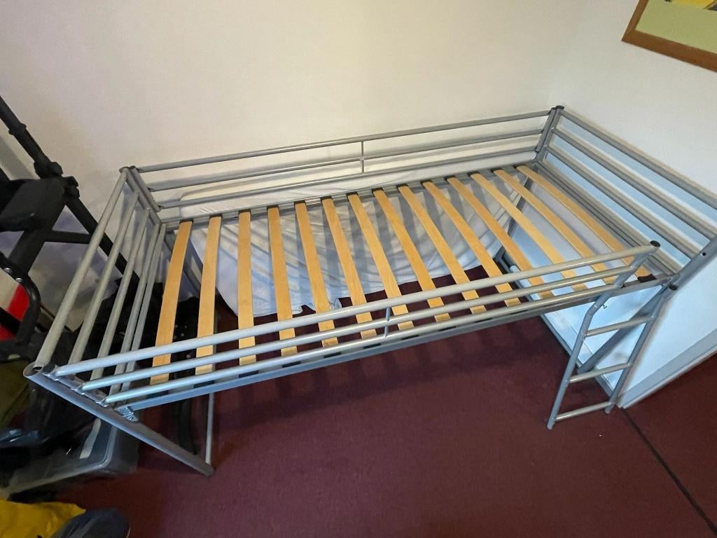 Halfhoogslaper, Huis en Inrichting, Slaapkamer | Stapelbedden en Hoogslapers, Zo goed als nieuw, Stapelbed, 90 cm, 210 cm, Eenpersoons