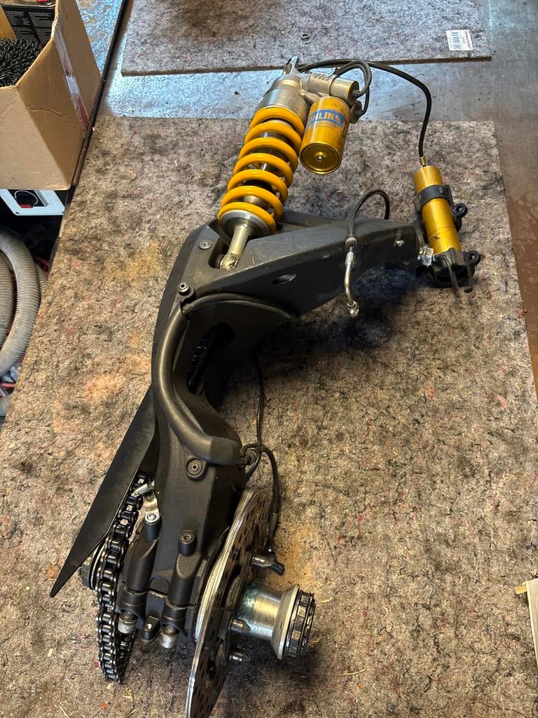 Achterbrug Ducati Multistrada 1200S 2010 met Öhlins schokbre, Ophalen of Verzenden, Gebruikt