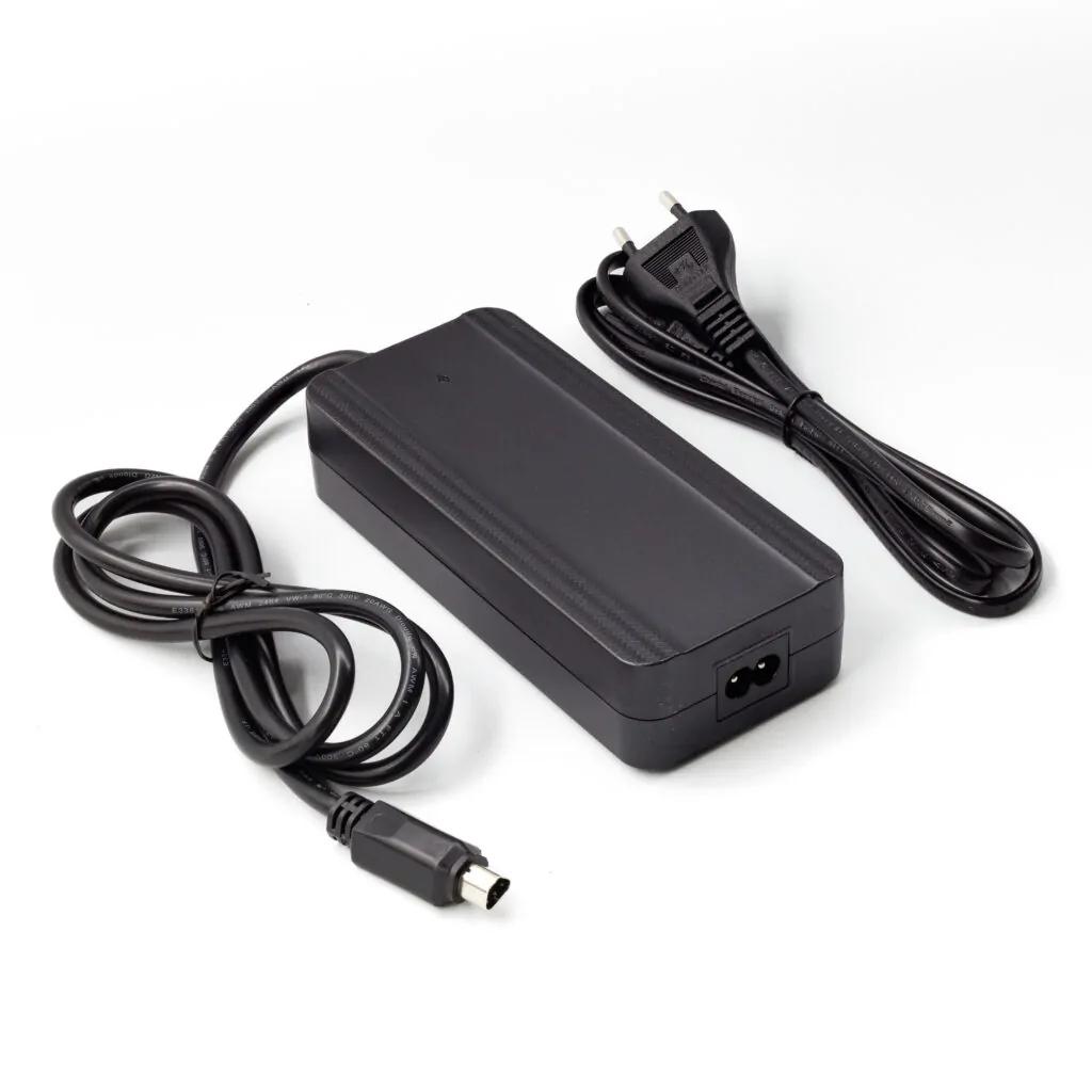 Stella type 2 nieuwe acculader Phylion 36V 2A trapezium 5pin, Fietsen en Brommers, Fietsaccessoires | Fietsaccu's, Ophalen, Nieuw