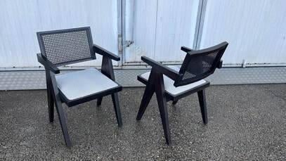 8 stuks luxe eetkamerstoelen Pierre Jeanneret stijl, Huis en Inrichting, Ophalen, Zwart, Zo goed als nieuw, Vijf, Zes of meer stoelen