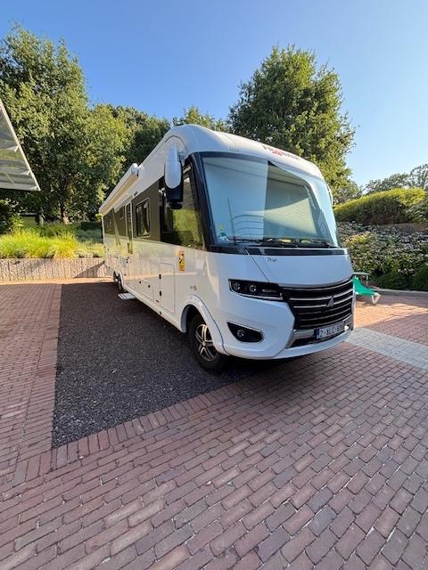 Frankia integraal 8900 QDB. met barzit !  + full luchtvering, Caravans en Kamperen, Campers, Fiat, 7 tot 12 maanden geleden, Diesel