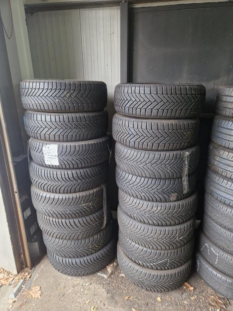 Winterbanden gebruikt 205-60-16 en 215-60-16 A-merken, Auto-onderdelen, Banden en Velgen, Ophalen, Gebruikt, 16 inch, Piet soerstraat