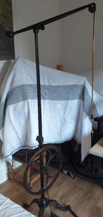 kantklos prikmachine, Ophalen