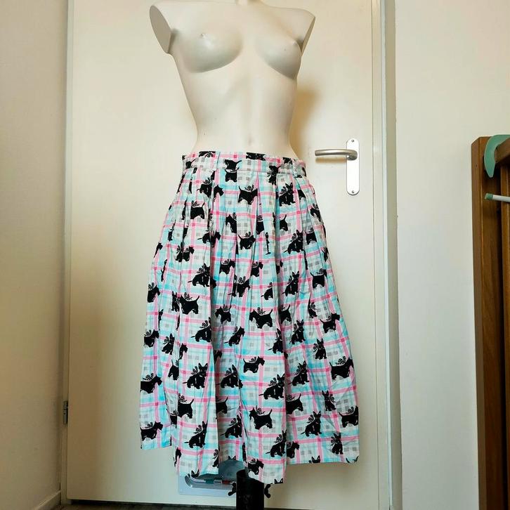 Hell Bunny rok mt 38, Kleding | Dames, Rokken, Zo goed als nieuw, Maat 38/40 (M), Onder de knie, Ophalen of Verzenden