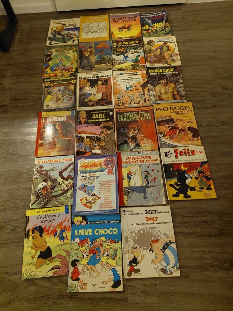 Grote collectie diverse stripboeken (28 stuks), Boeken, Stripboeken, Meerdere stripboeken, Ophalen of Verzenden, Gelezen, Diverse auteurs