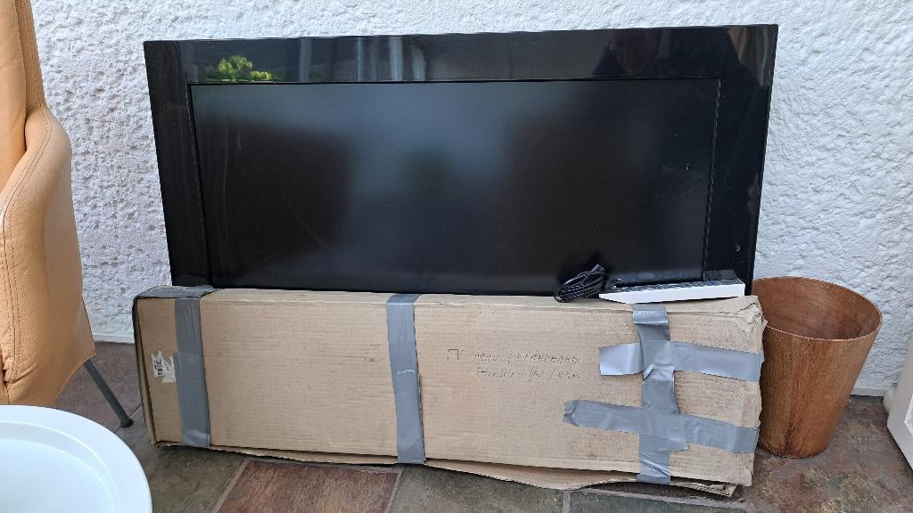 Philips Cineos FlatTV met Ambilight, Ophalen, Philips, Gebruikt, 50 Hz