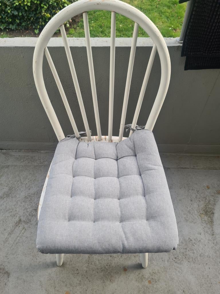 Chair /w cushion, Ophalen