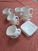 Wit servies: 6 kopjes met schotels en 5 mokken, Huis en Inrichting, Keuken | Servies, Ophalen, Keramiek, Zo goed als nieuw, Effen