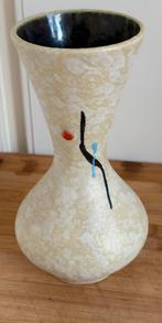 Mid-century vaasje tulpvormig met abstract decor, Ophalen