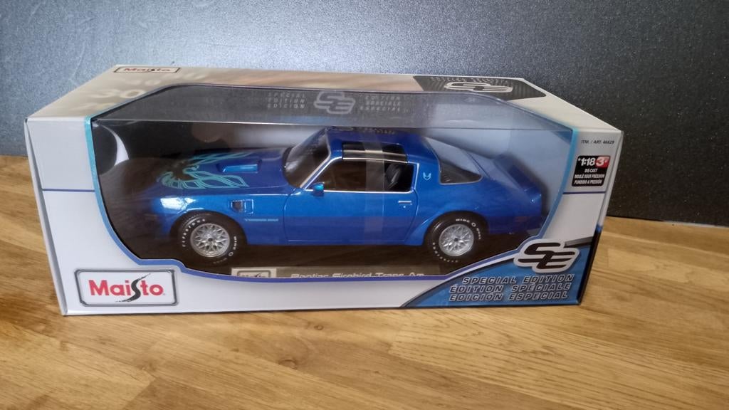 Maisto 77'/78 Pontiac firebird T/A  blauw 1/18 nieuw, Hobby en Vrije tijd, Modelauto's | 1:18, Ophalen of Verzenden, Nieuw, Maisto