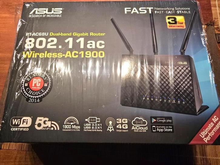 ASUS RT-AC68U Dual-Band Gigabit Router AC1900, Computers en Software, Routers en Modems, Gebruikt, Router, Verzenden