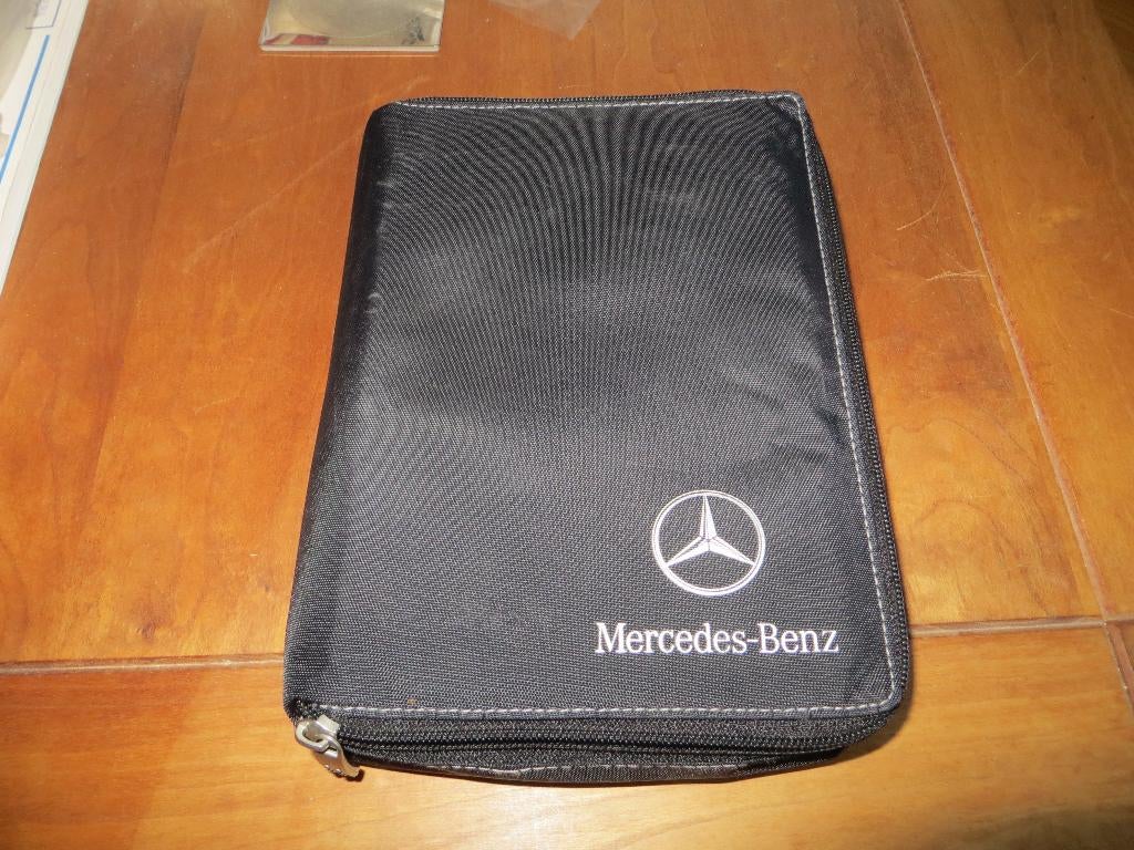 Originele Mercedes-Benz opbergmap 2005 - 2012, mooi!, Auto diversen, Handleidingen en Instructieboekjes, Ophalen of Verzenden