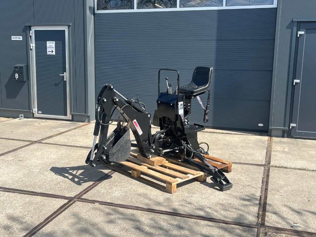 Jong gebruikte Backhoe Minigraver, Ophalen, Zo goed als nieuw