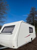 Mooie Trigano Rubis 420 Hefdakcaravan, Trigano, Schokbreker, Bedrijf, Treinzit