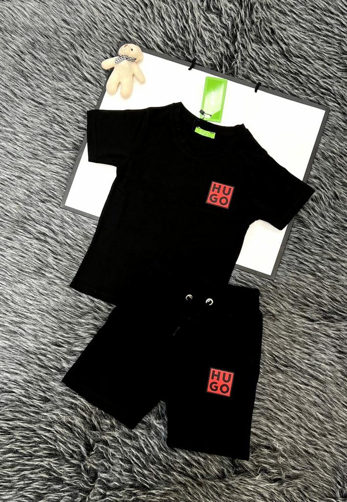 Partij hugo boss dsquared kinderen zomer setjes, Kleding | Heren, Ophalen of Verzenden, Overige maten, Zwart