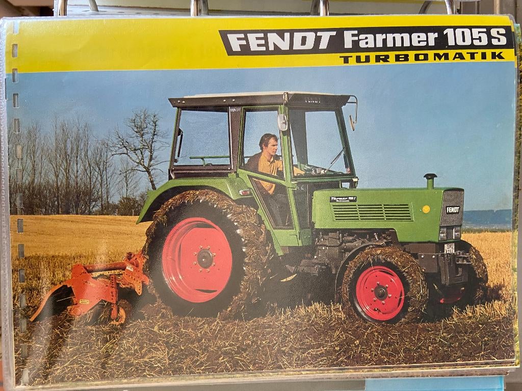 Tractorfolders, Ophalen of Verzenden, Zo goed als nieuw, Folder