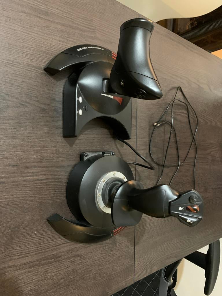 Thrustmaster T-flight hotas X V.2, Computers en Software, Joysticks, Ophalen of Verzenden, Gebruikt