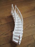 poppenhuis trap verdiepingshoogte ongeveer 24cm, Ophalen of Verzenden, Gebruikt, Decoratie