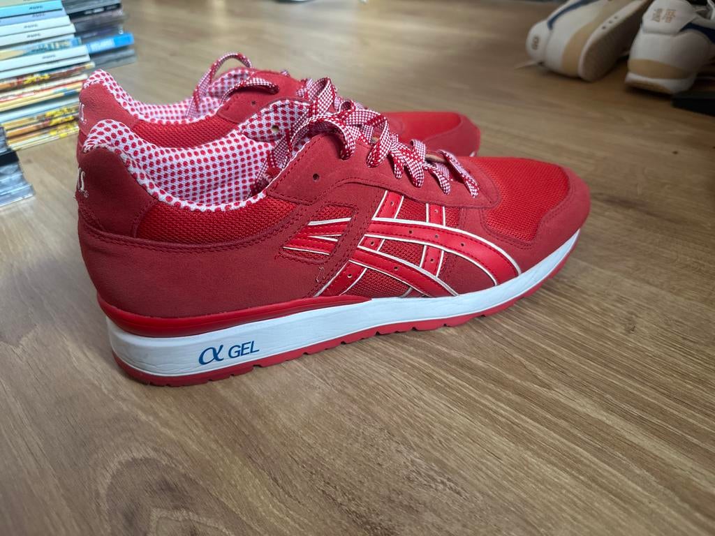 Asics Gel-Lyte V sneakers rood maat 44, Overige kleuren, Nieuw, Ophalen of Verzenden, Sneakers of Gympen