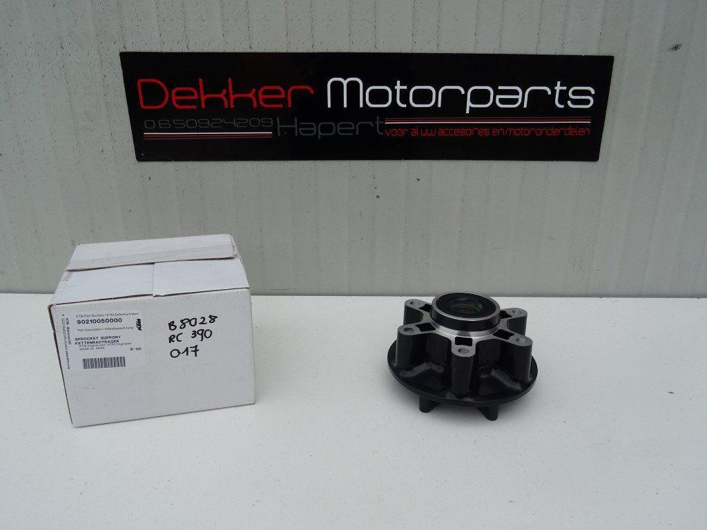 Tandwiel drager Ketting clos KTM RC390 2014-2015-2016-2019, -, -, Nieuw, Ophalen of Verzenden