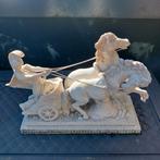 Zwaar Romeins beeld van strijdwagen met paarden, Ophalen, Gebruikt, Mens