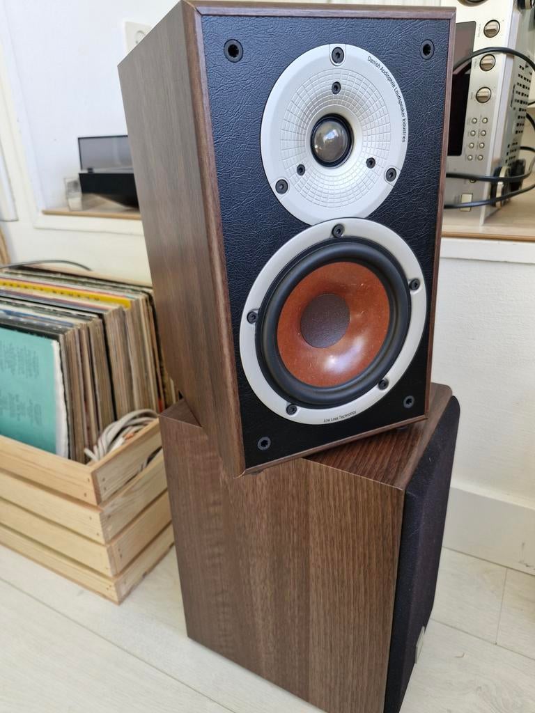 Dali Spektor 2 boekenplank speakers - Zo goed als nieuw, Audio, Tv en Foto, Luidsprekers, Overige merken, Ophalen of Verzenden