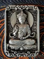 Prachtig oud Chinees Boeddha amulet van zilverbrons 6,8 cm.