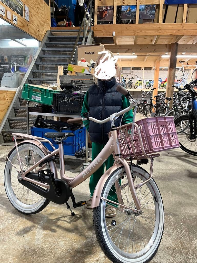 Alpine Clubb Rose Goud meisje fiets 22 inch, Ophalen of Verzenden, Zo goed als nieuw, 22 inch