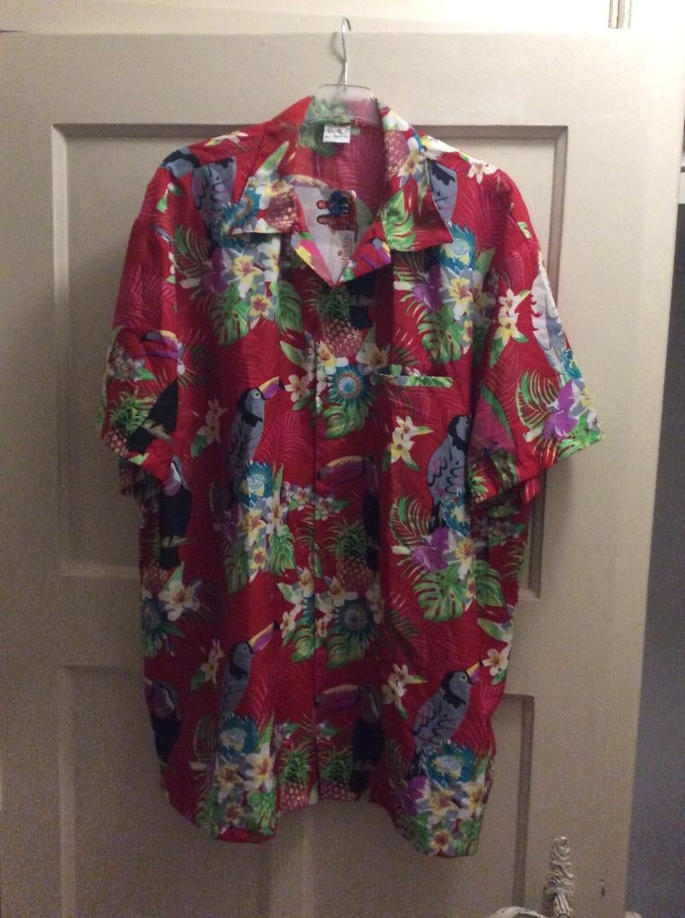 King Kameha hawaiian shirt. Rood gebloemd. Nieuw. Maat 3XL, Overhemd, Nieuw, Ophalen of Verzenden, King Kameha