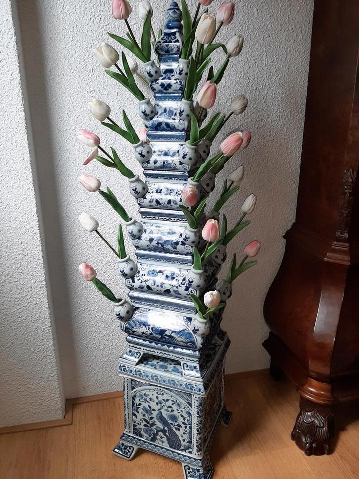 Grote tulpenvaas, Antiek en Kunst, Antiek | Porselein, Ophalen