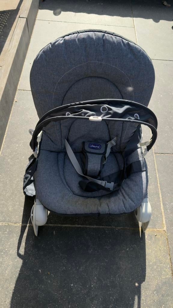 Chicco wipstoel/babyzitje - Grijs, Ophalen of Verzenden, Gebruikt, Overige typen, Gordel(s)