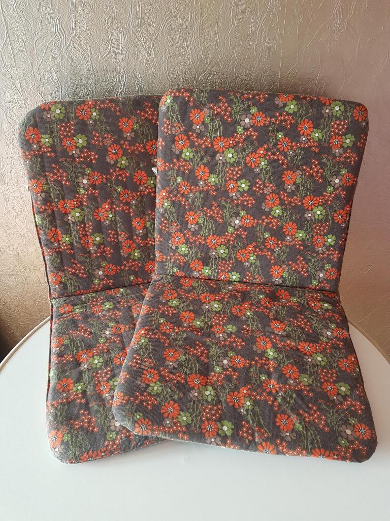 retro vintage bloemen tuinstoel kussens textiel stof kussen, Ophalen of Verzenden, Gebruikt