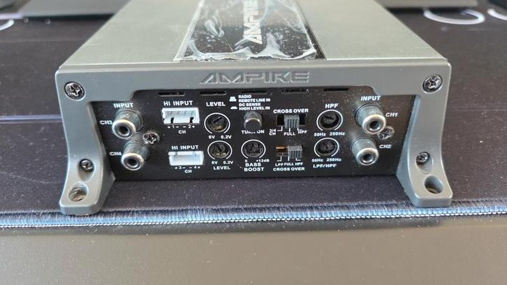 Ampire MBM 4.24-4G - 4x 100 Watt RMS versterker 24 Volt, Auto diversen, Autoradio's, Ophalen of Verzenden