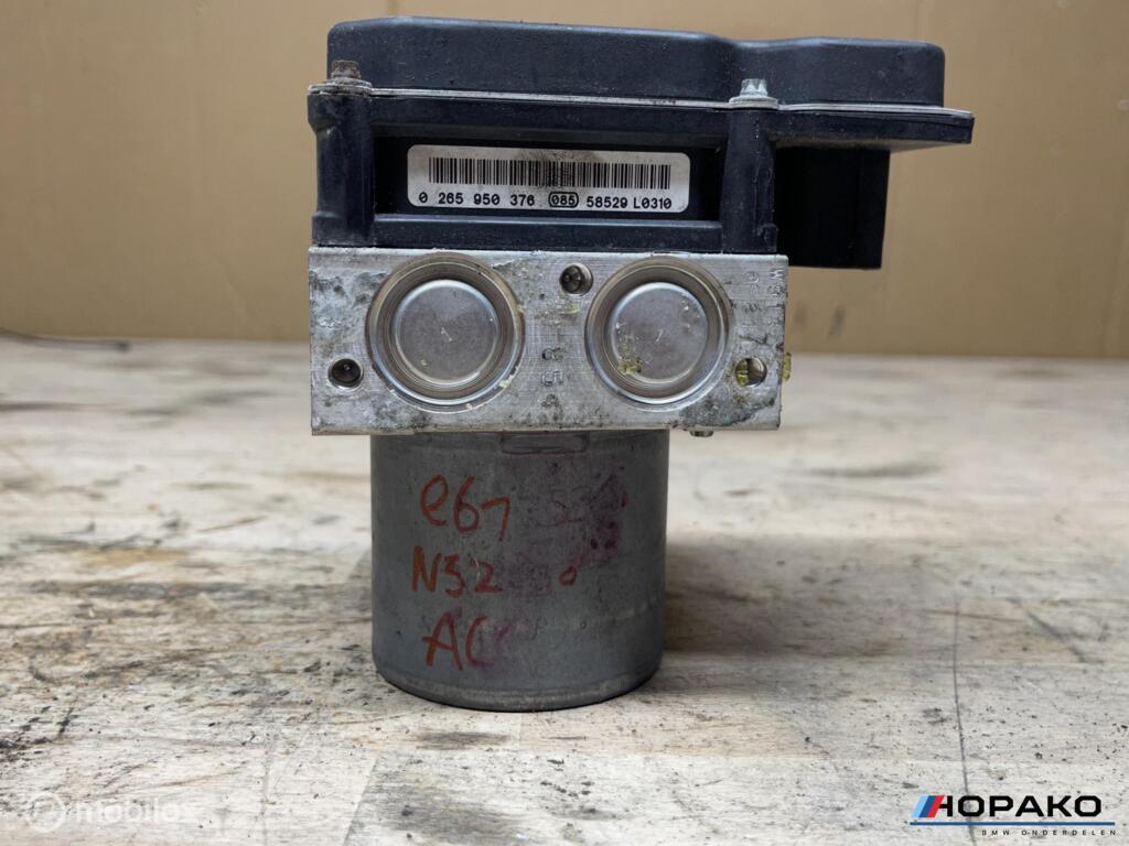 ABS pomp BMW 5 serie E60 E61 | 3451676970701, Auto-onderdelen, Remmen en Aandrijving, Gebruikt, Einsteinlaan 5 rijswijk, Bmw, Ophalen of Verzenden