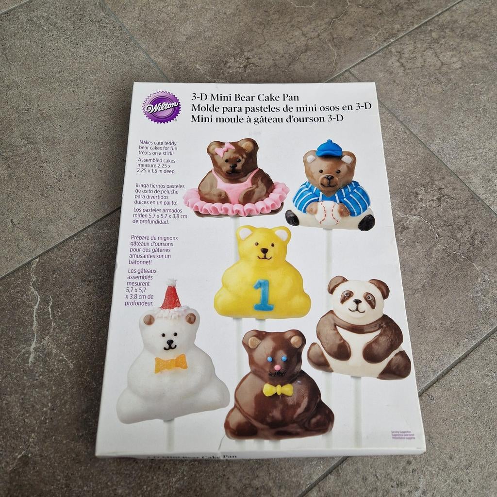 Wilton 3-D Mini Beer Cake Pan, Ophalen of Verzenden, Nieuw, Bakvorm