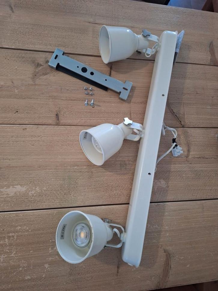 Ikea Hektar Plafondlamp incl dimbare spots, Huis en Inrichting, Lampen | Spots, Zo goed als nieuw, Metaal of Aluminium, Led, Ophalen