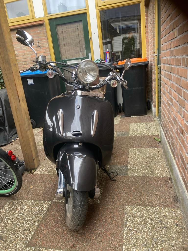 Nette Custom Scooter 2014 lage km stand 3738 km!, Ophalen, Gebruikt, Benzine, Overige merken