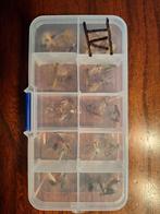 Te koop. Doosje met 55 droge vliegen., Ophalen of Verzenden, Nieuw, Overige typen