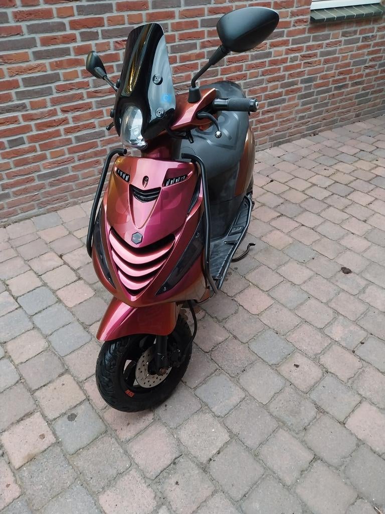 Piaggio zip 4t 50cc te koop, Fietsen en Brommers, Scooters | Piaggio, Zo goed als nieuw, Zip, Benzine, Ophalen of Verzenden