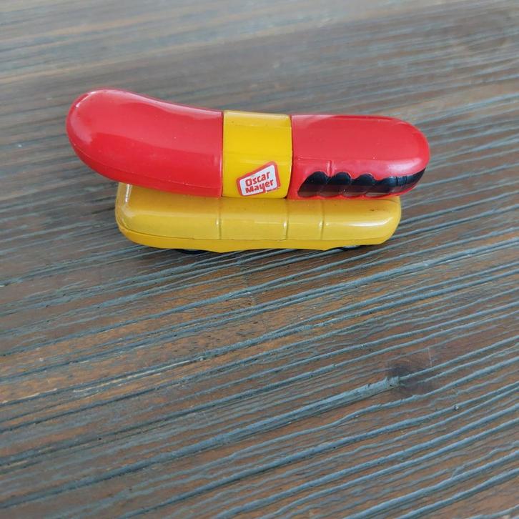 Oscar Mayer Hotdog Auto Speeltje - Vintage Collectible, Verzamelen, Poppetjes en Figuurtjes, Ophalen of Verzenden