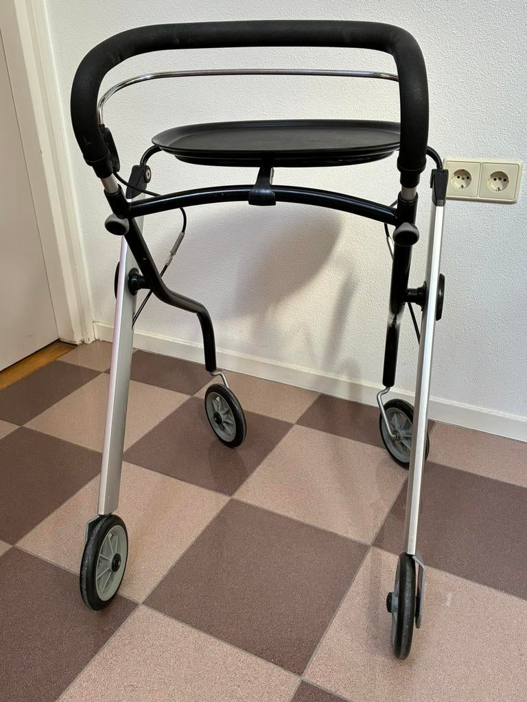 Rollator voor binnenshuis, Ophalen, Lichtgewicht, Gebruikt