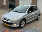 Peugeot 206 1.4 Forever | Nieuwe APK | Nette Auto | Rijd Sch, Auto's, Voorwielaandrijving, 31 €/maand, 4 cilinders, Origineel Nederlands