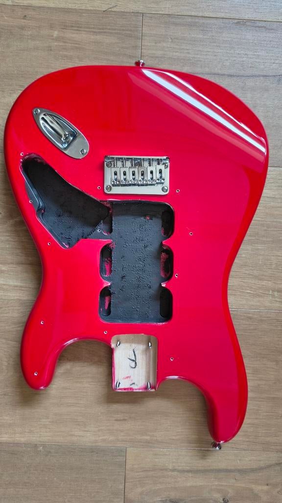 Squier body in nieuwstaat, Muziek en Instrumenten, Instrumenten | Onderdelen, Ophalen of Verzenden, Zo goed als nieuw, Elektrische gitaar