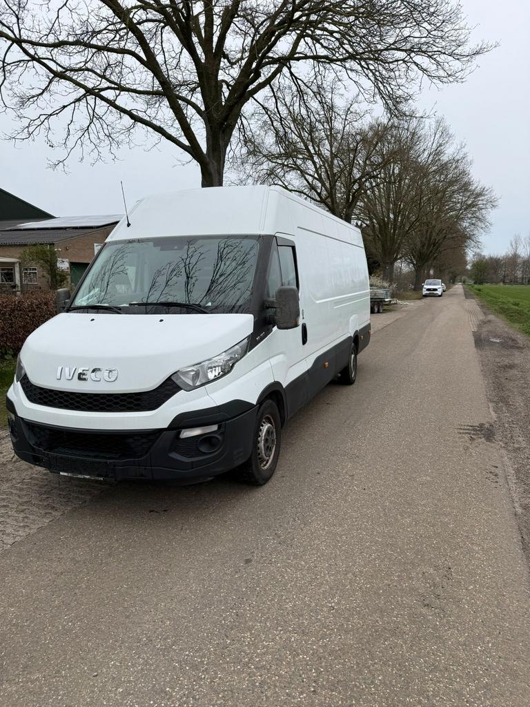 Iveco daily 35s15v 2.3 2015, Achterwielaandrijving, Euro 6, 4 cilinders, Particulier