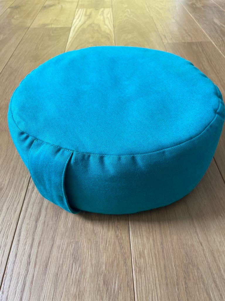 Meditatiekussen 10 cm hoog - Lotus Design, Sport en Fitness, Yoga en Pilates, Ophalen of Verzenden, Gebruikt, Yoga-accessoire