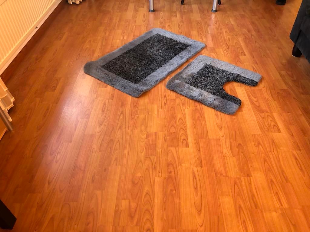 Badkamer mattenset blauw/donkerblauw/zwart, Huis en Inrichting, Badkamer | Badtextiel en Accessoires, Ophalen of Verzenden, Gebruikt